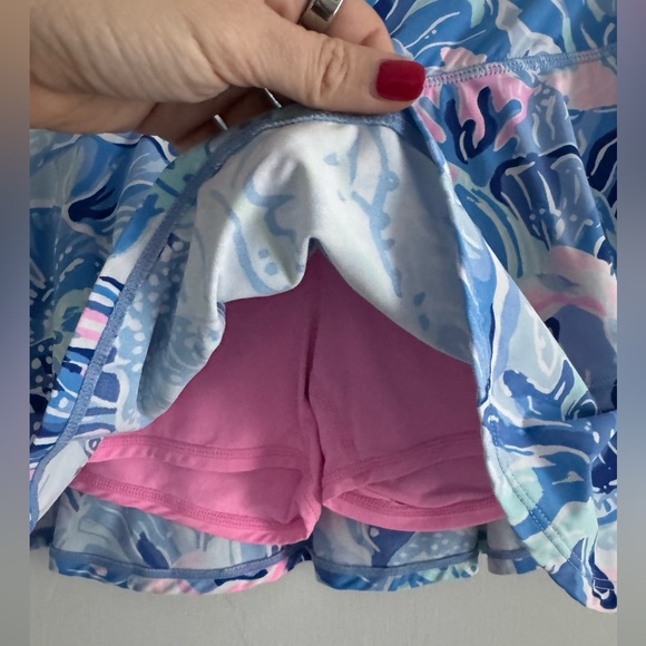 Women’s Lilly Pulitzer Athletic Skort Size M - Picture 3 of 4